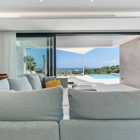 Sea + Golf View With Heated Pool Rdr378